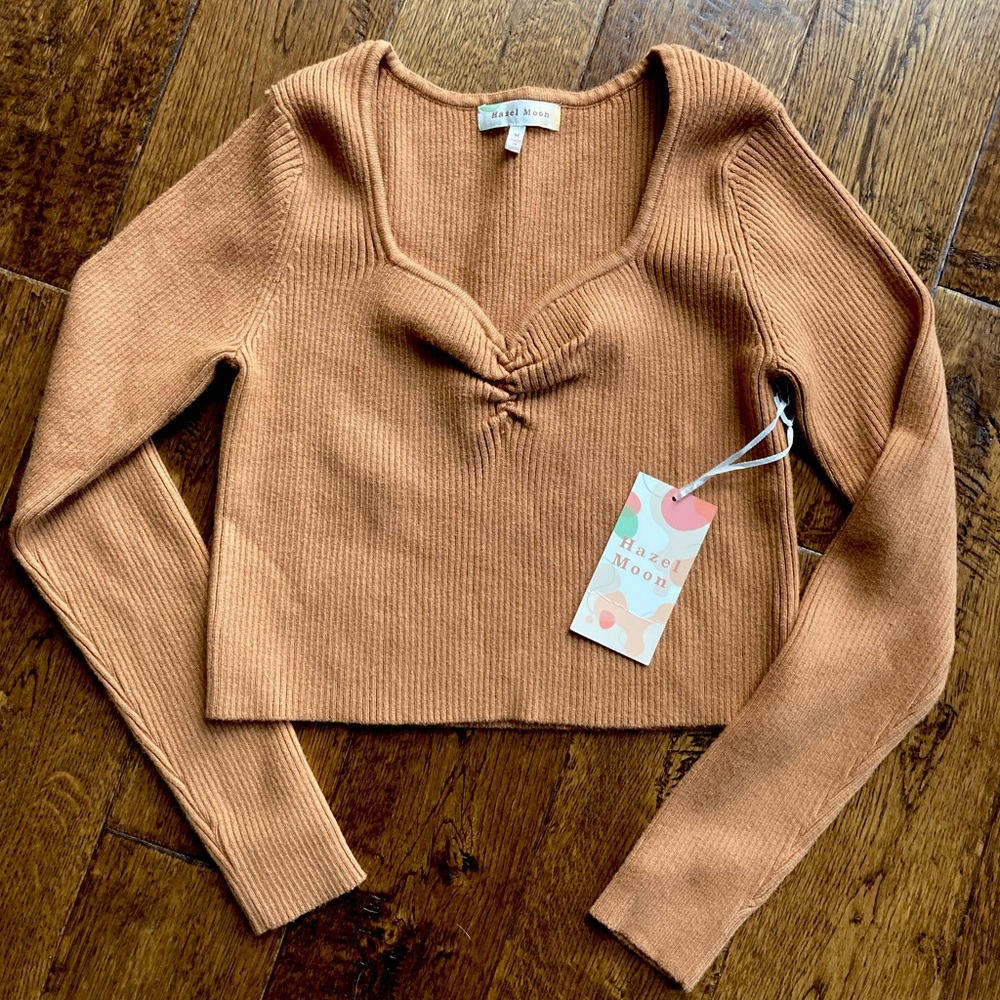 Hazel Moon Cropped V-Neck Sweater | New With Tags | Women’s Medium